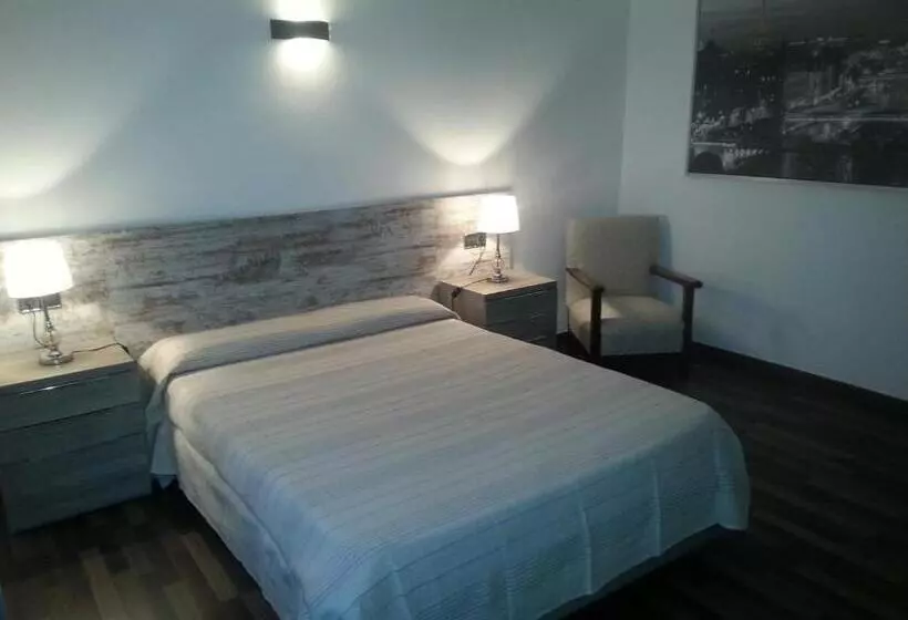 ホテル Boutique Hostal Mistral