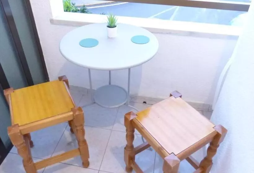 Hotel Hostal Candeleda