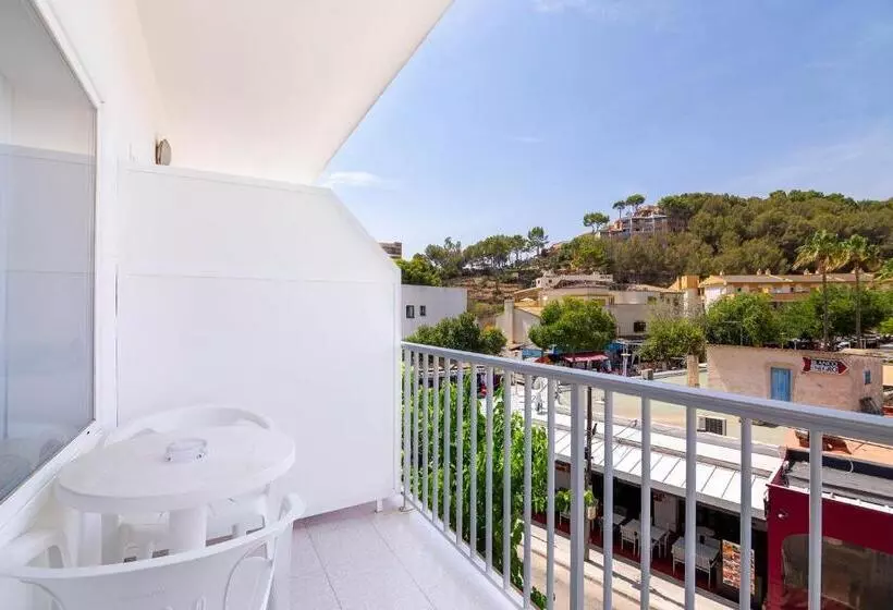 Отель Hostal Neptuno