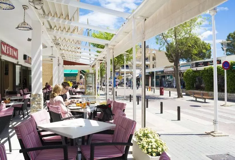 Отель Hostal Neptuno