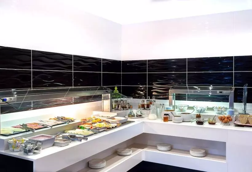 Отель Hostal Neptuno