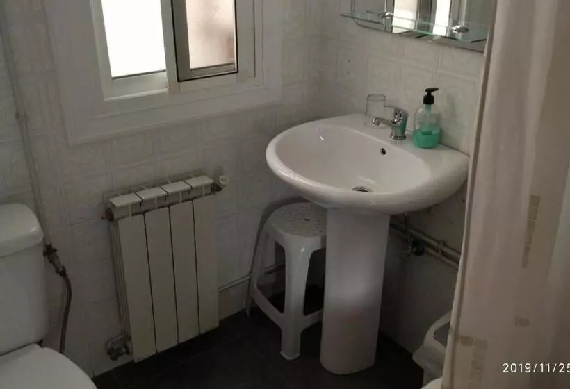 ホテル Hostal Residencia Pasaje