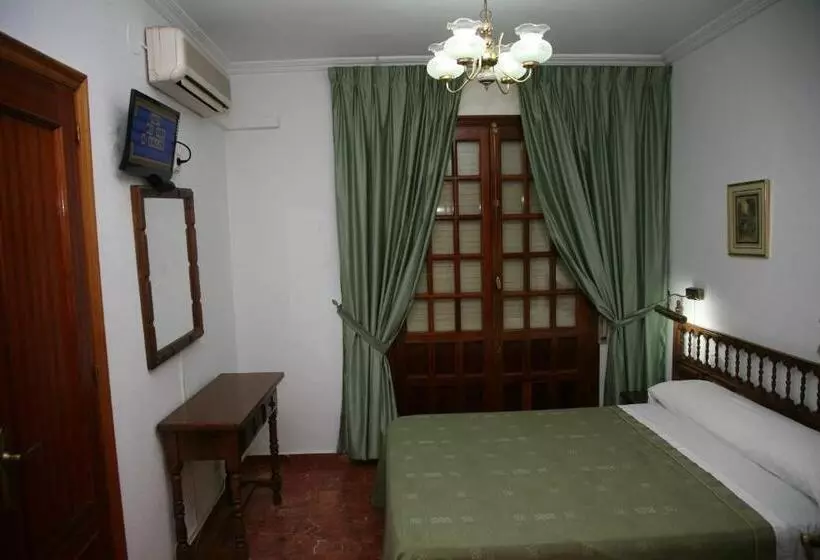 Отель Hostal Santa Barbara