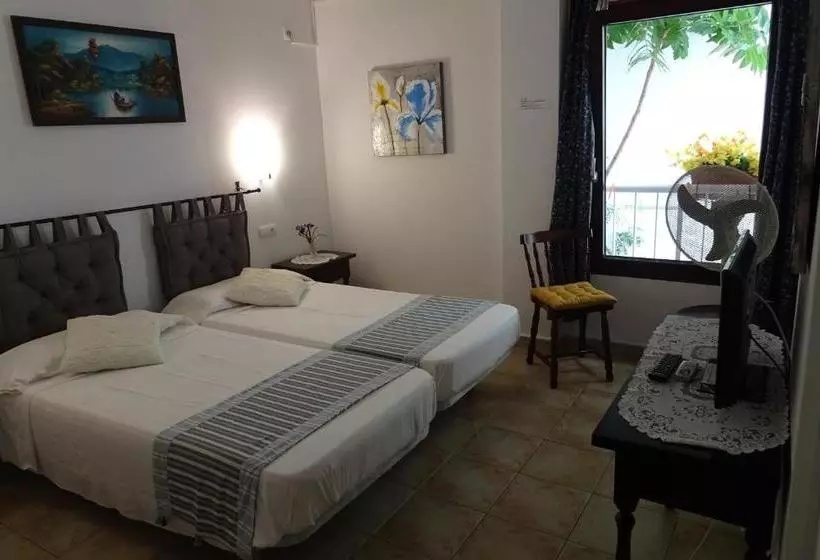 Hotel Hostal Yebisah