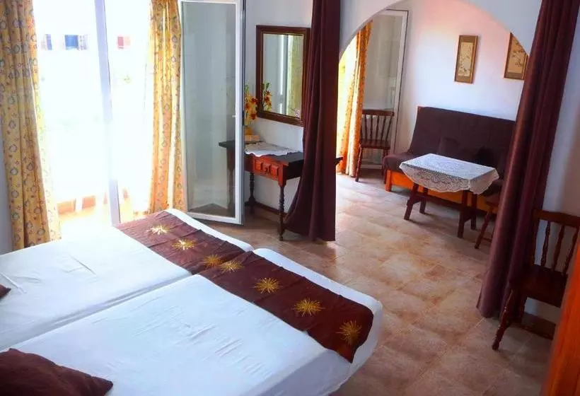 Hotel Hostal Yebisah