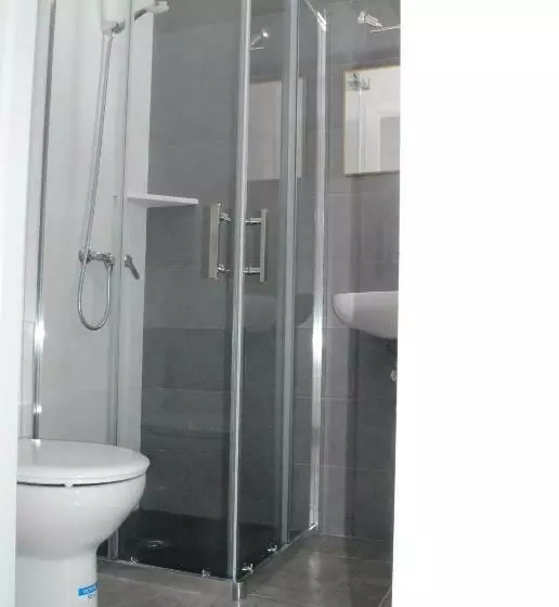 호텔 Hostal Paris Ciutadella