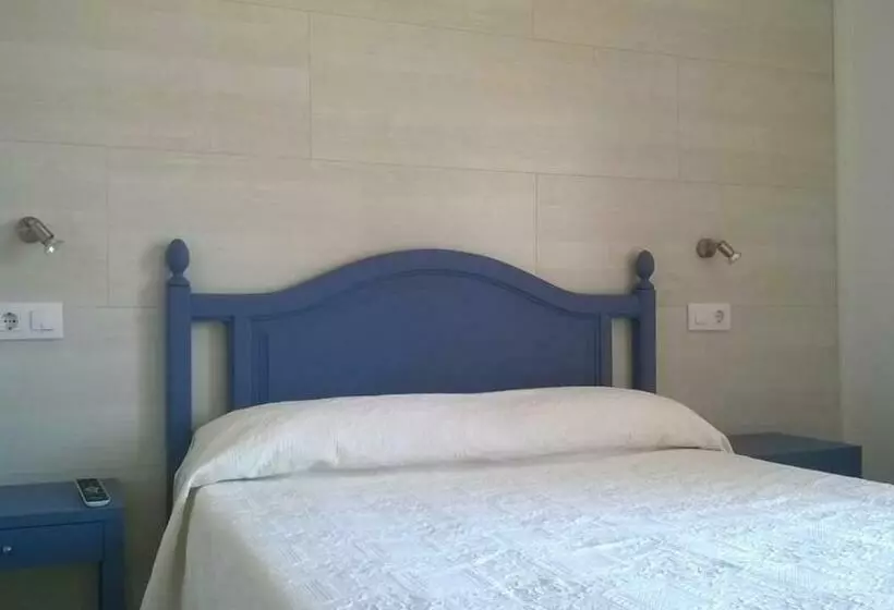 호텔 Hostal Paris Ciutadella