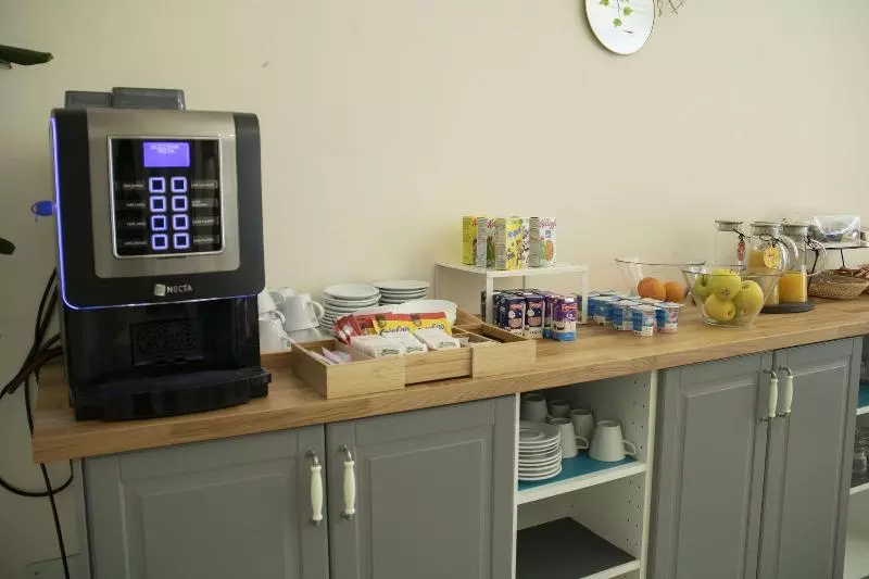 Pensão Alda Alborán Rooms