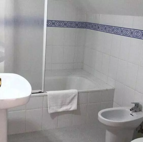 בית מלון כפרי El Ancla