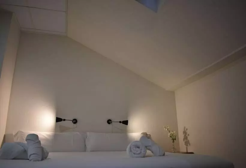 בית מלון כפרי El Ancla