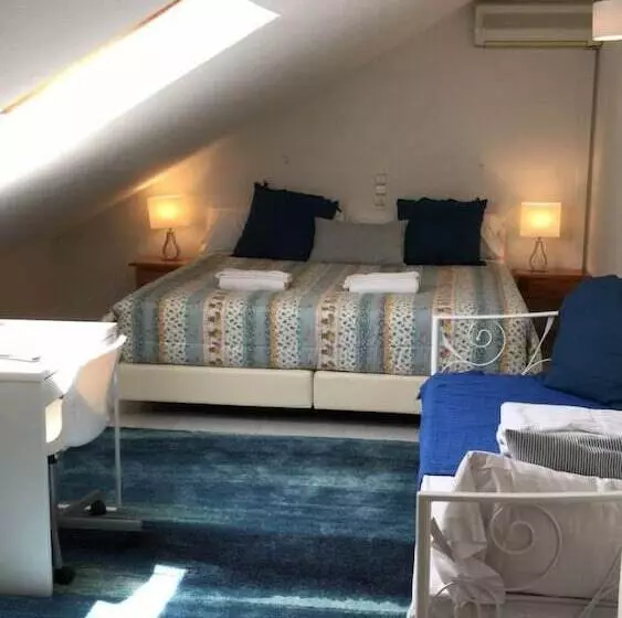 בית מלון כפרי El Ancla