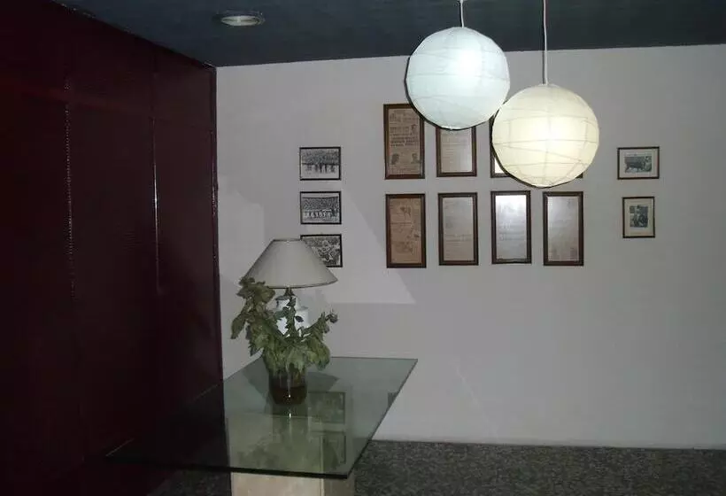 호텔 Pensión España 2 Estrellas Cehegin