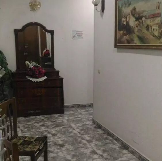 Hotel Hostal Palacios Fuencarral