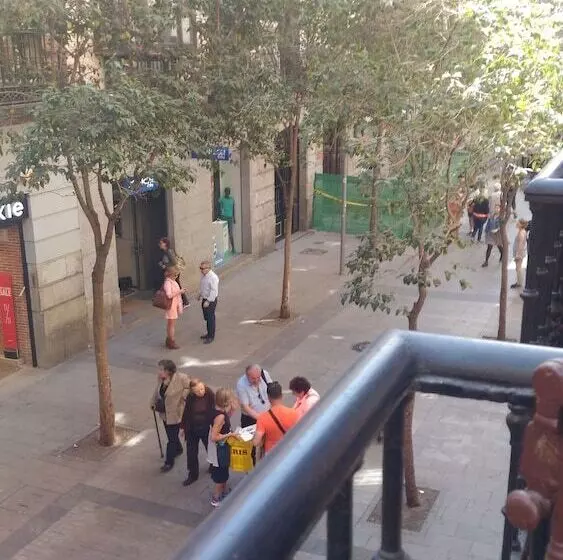 Hotel Hostal Palacios Fuencarral