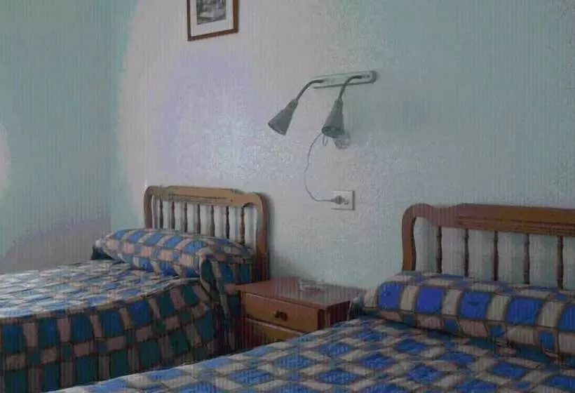 بنسيون La Obrera