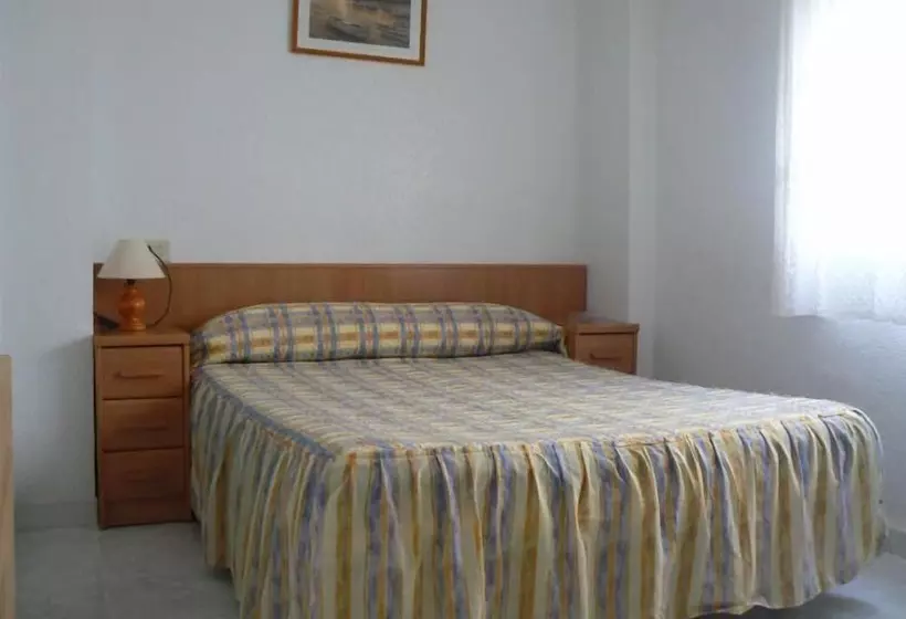 بنسيون La Obrera