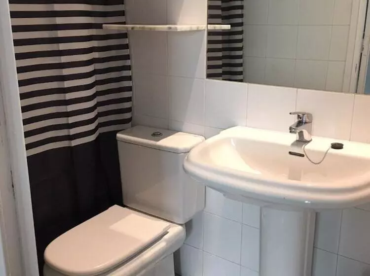 호텔 Madison Rooms