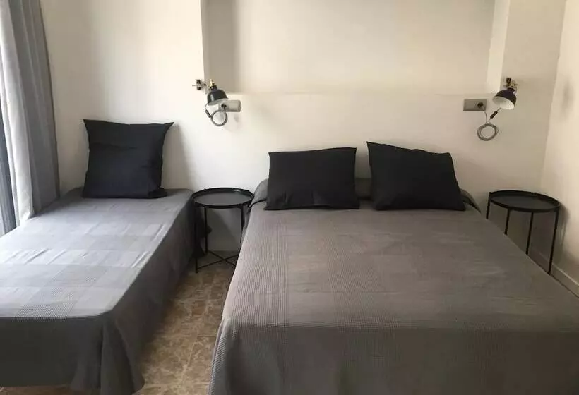 호텔 Madison Rooms