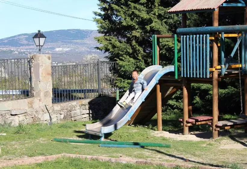 בית מלון כפרי Sierra Oriente