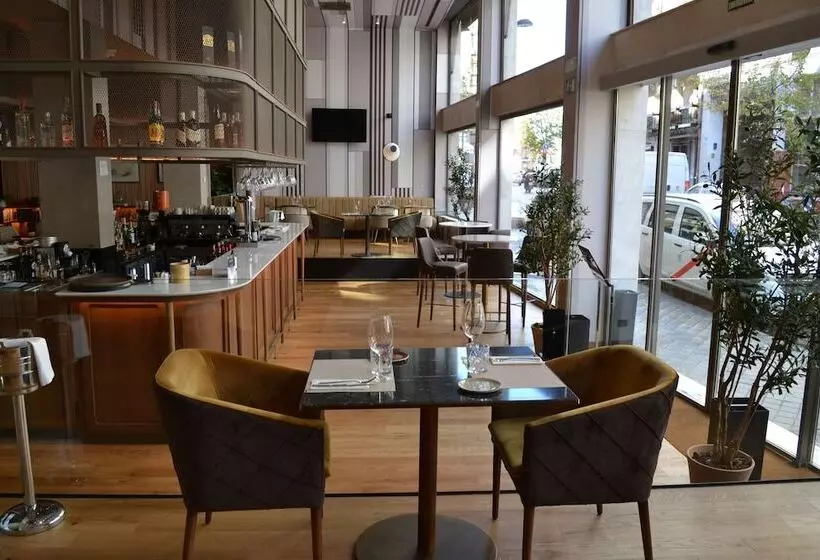 Ac Hotel Avenida De América By Marriott