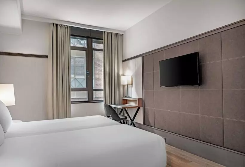 Ac Hotel Avenida De América By Marriott