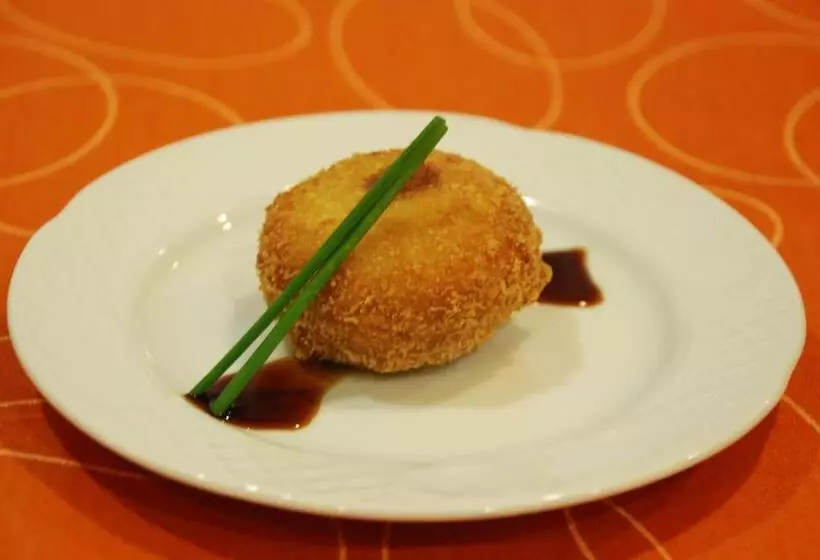 ホテル Hostal Delgado