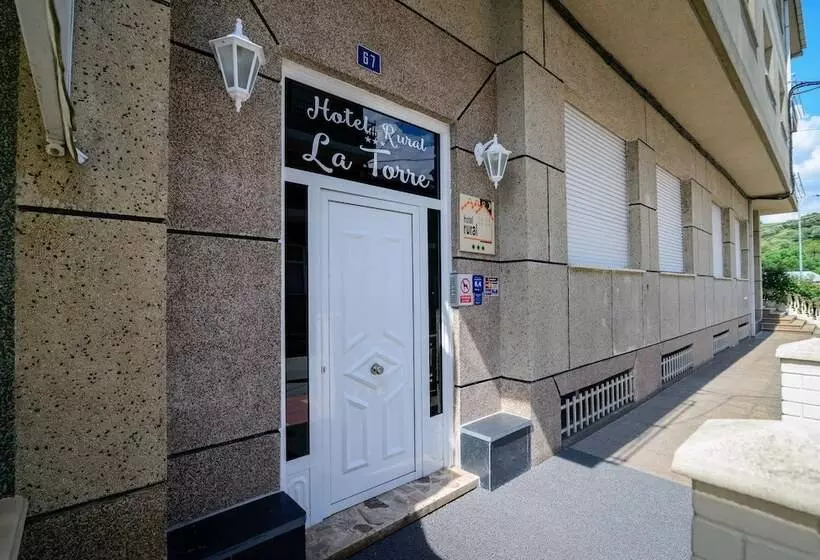 هتل Hostal La Torre Ii