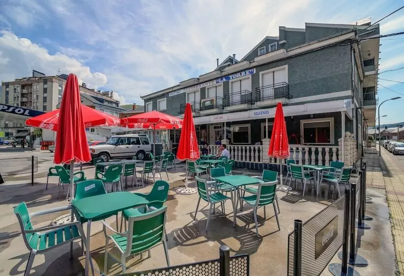 هتل Hostal La Torre Ii