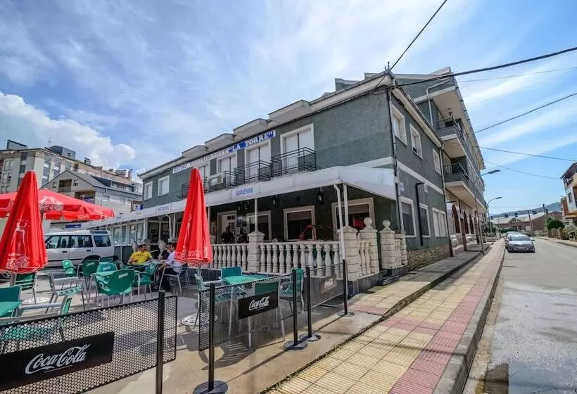 هتل Hostal La Torre Ii