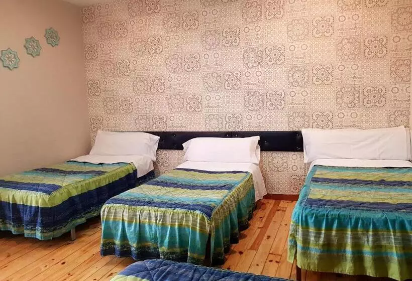 בית מלון כפרי Hostal Padre Isla 1