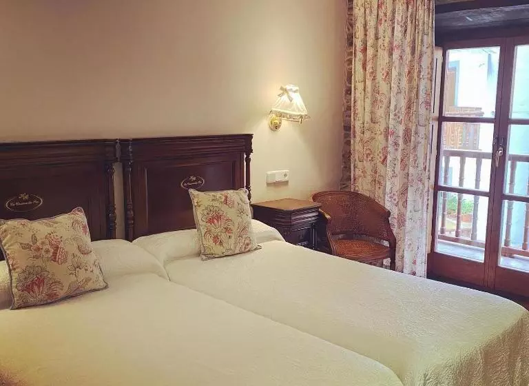 בית מלון כפרי La Casona De Pio