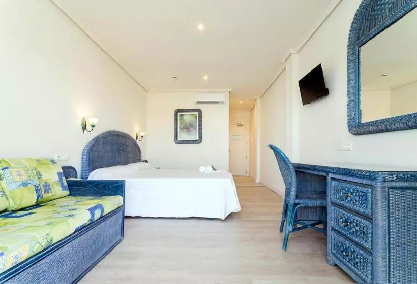 هتل Moon Dreams Roquetas (ex Roquetas Beach)