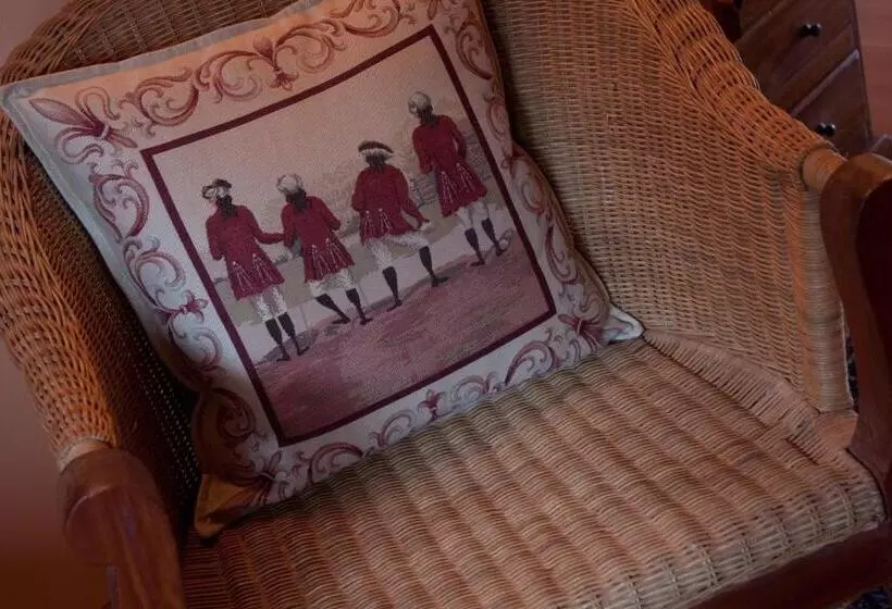 Отель Posada De La Abadia Adults Only