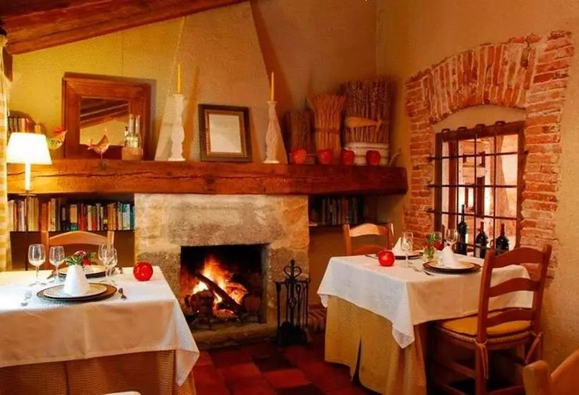 فندق Posada Real Mingaseda