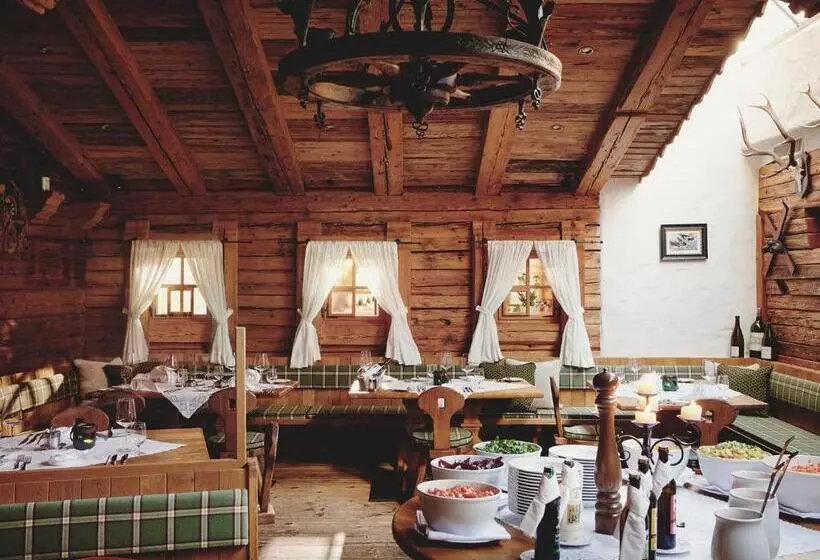 Burg Hotel Oberlech