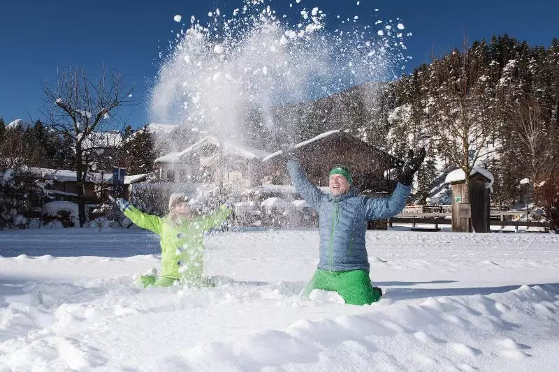 Familienparadies Sporthotel Achensee   Families Only