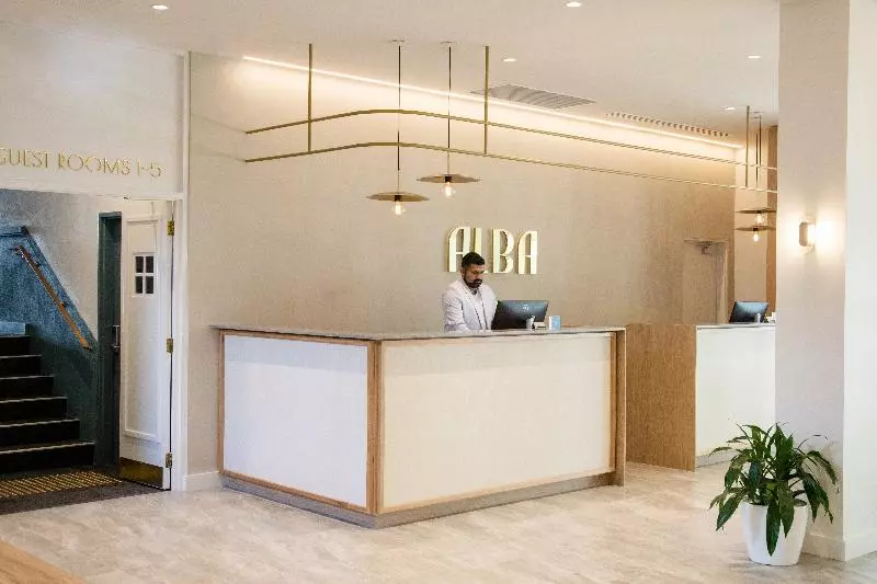 Отель Alba Adelaide