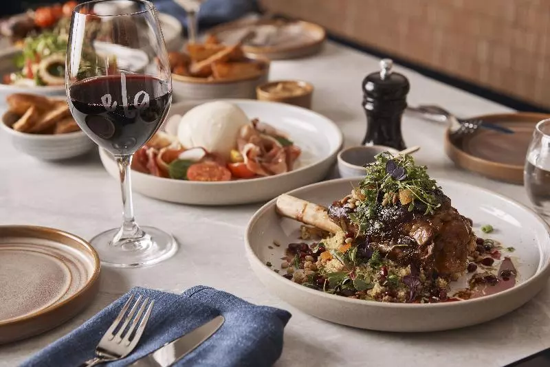 Отель Alba Adelaide