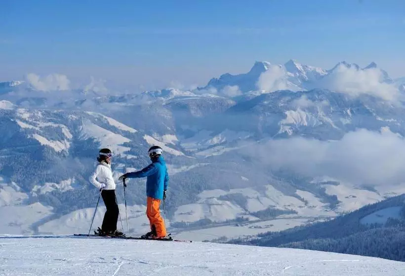 호텔 Classic Rooms By Crystal