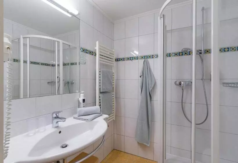 호텔 Classic Rooms By Crystal