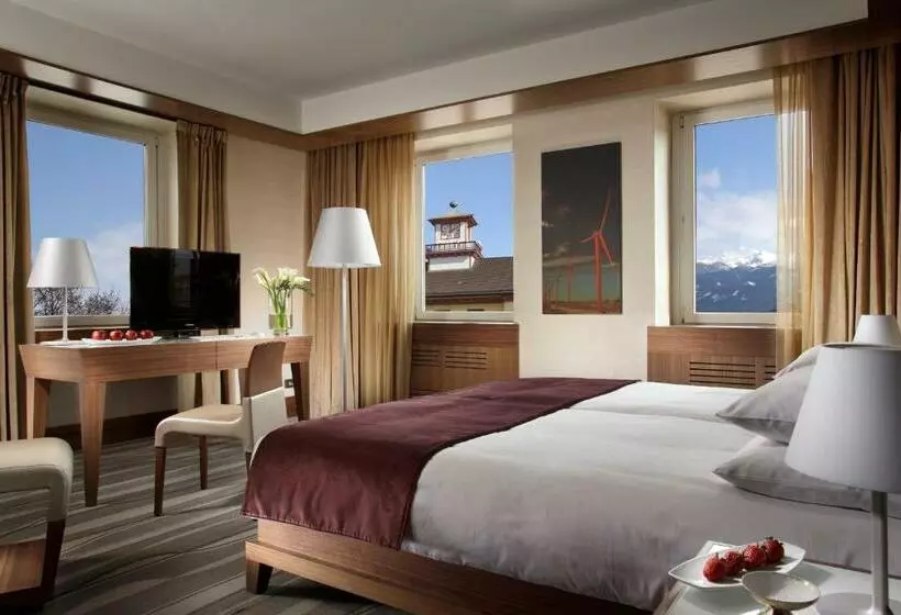 Отель Grand Europa Since 1869