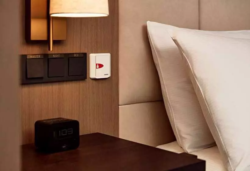 هتل Hilton Vienna Park