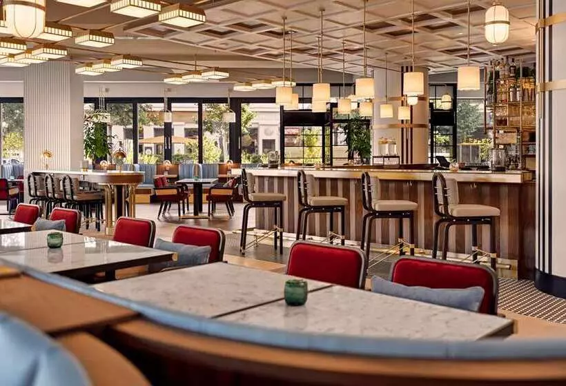 هتل Hilton Vienna Park