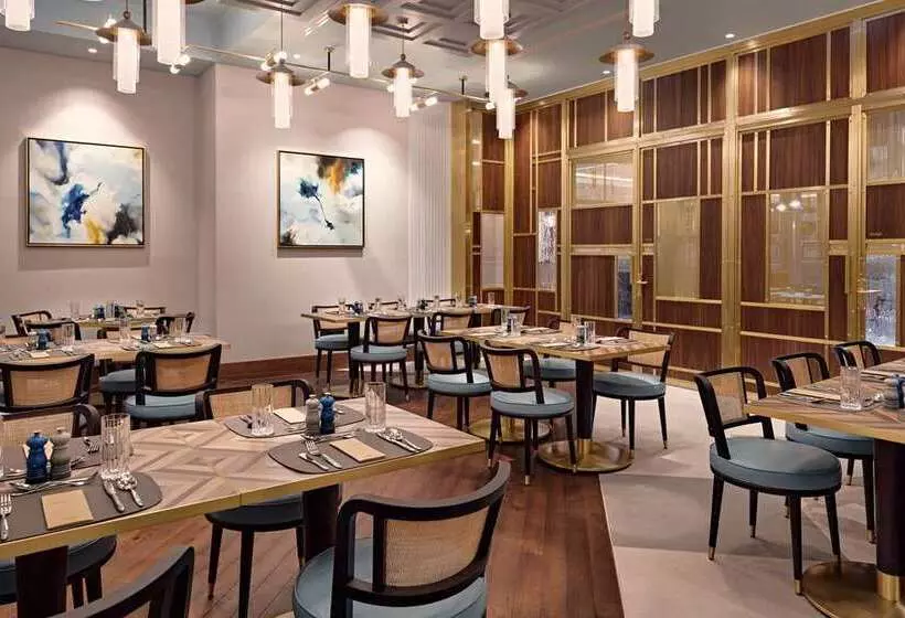 هتل Hilton Vienna Park