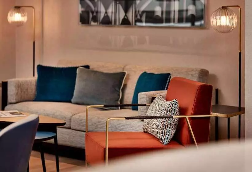 هتل Hilton Vienna Park