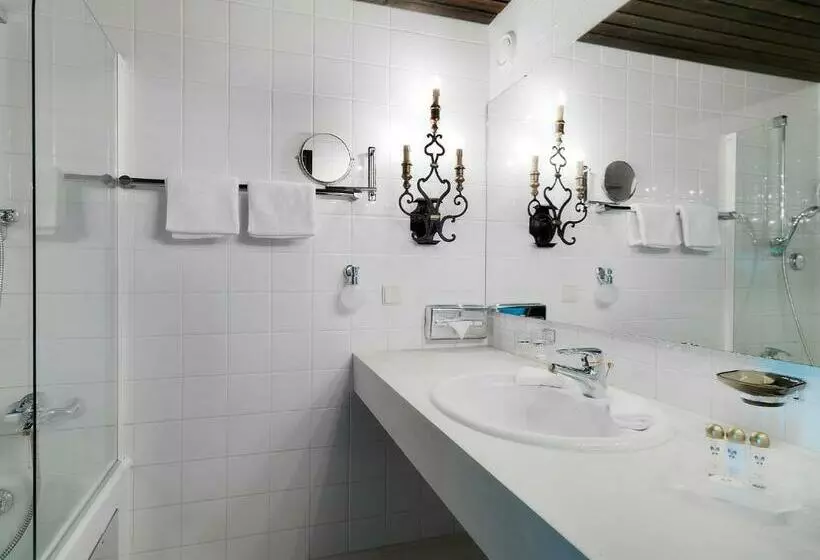 ホテル Kaysers Tirol Resort