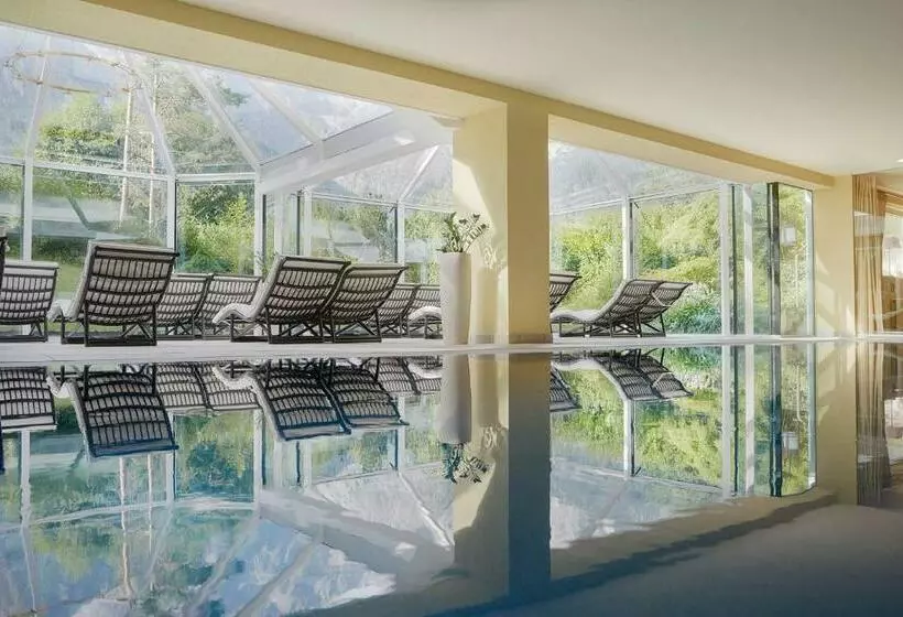 ホテル Kaysers Tirol Resort