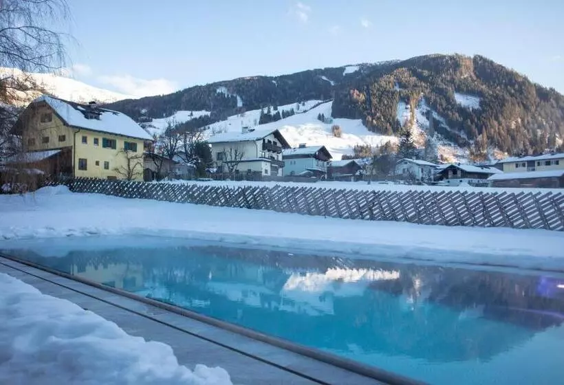 ホテル Rauriserhof 4 Sterne Superior