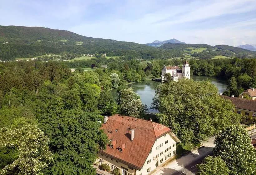 Der Schlosswirt Zu Anif   Biedermeierhotel Und Restaurant