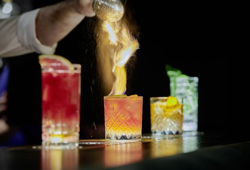 هتل Schwarzer Adler Innsbruck